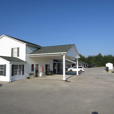 Douglas Inn & Suites, Blue Ridge, Ga المظهر الخارجي الصورة