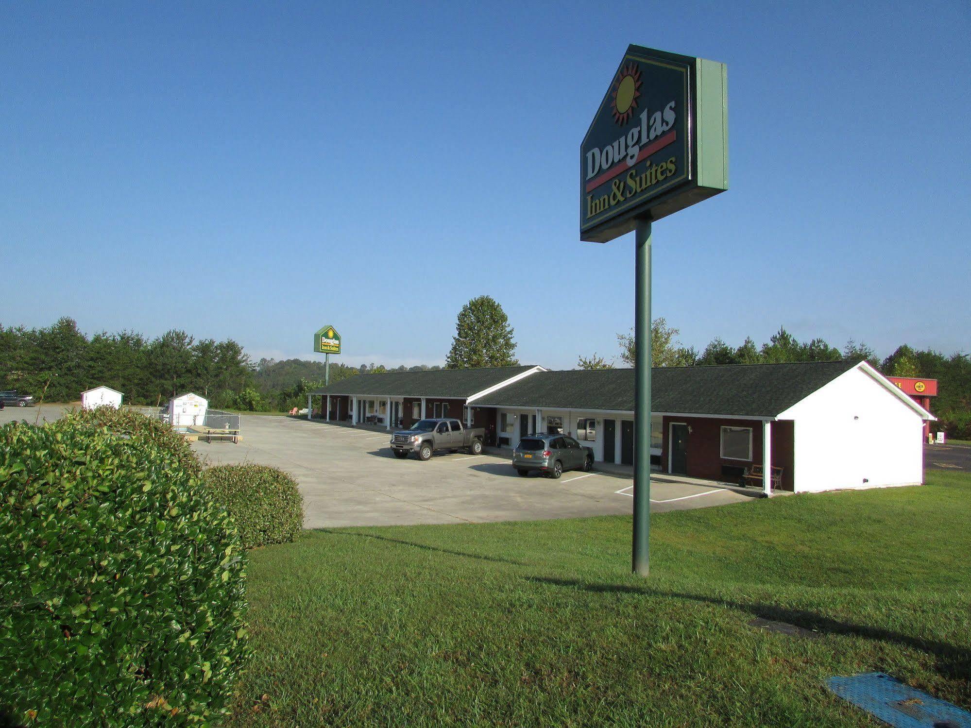 Douglas Inn & Suites, Blue Ridge, Ga المظهر الخارجي الصورة