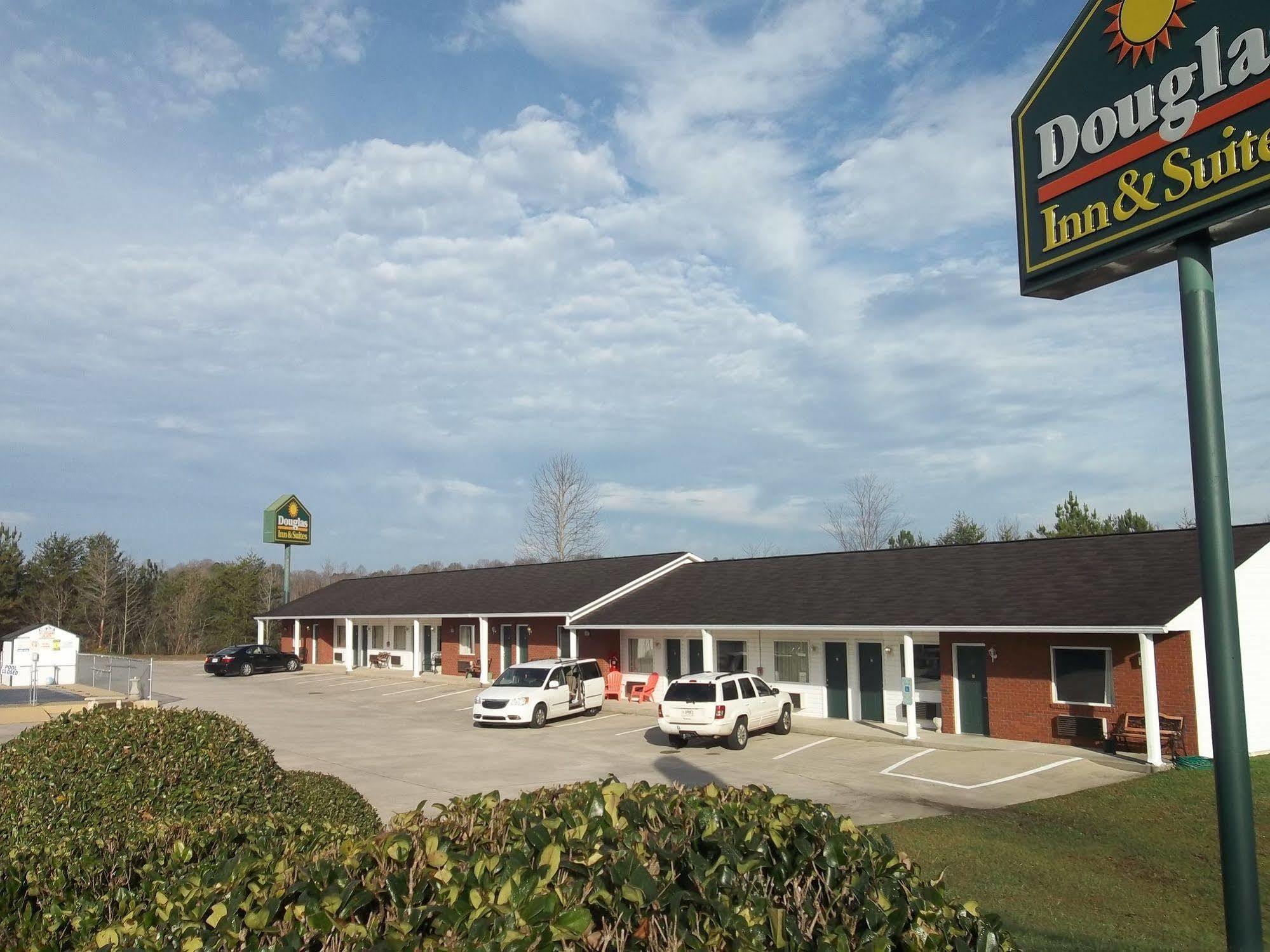 Douglas Inn & Suites, Blue Ridge, Ga المظهر الخارجي الصورة